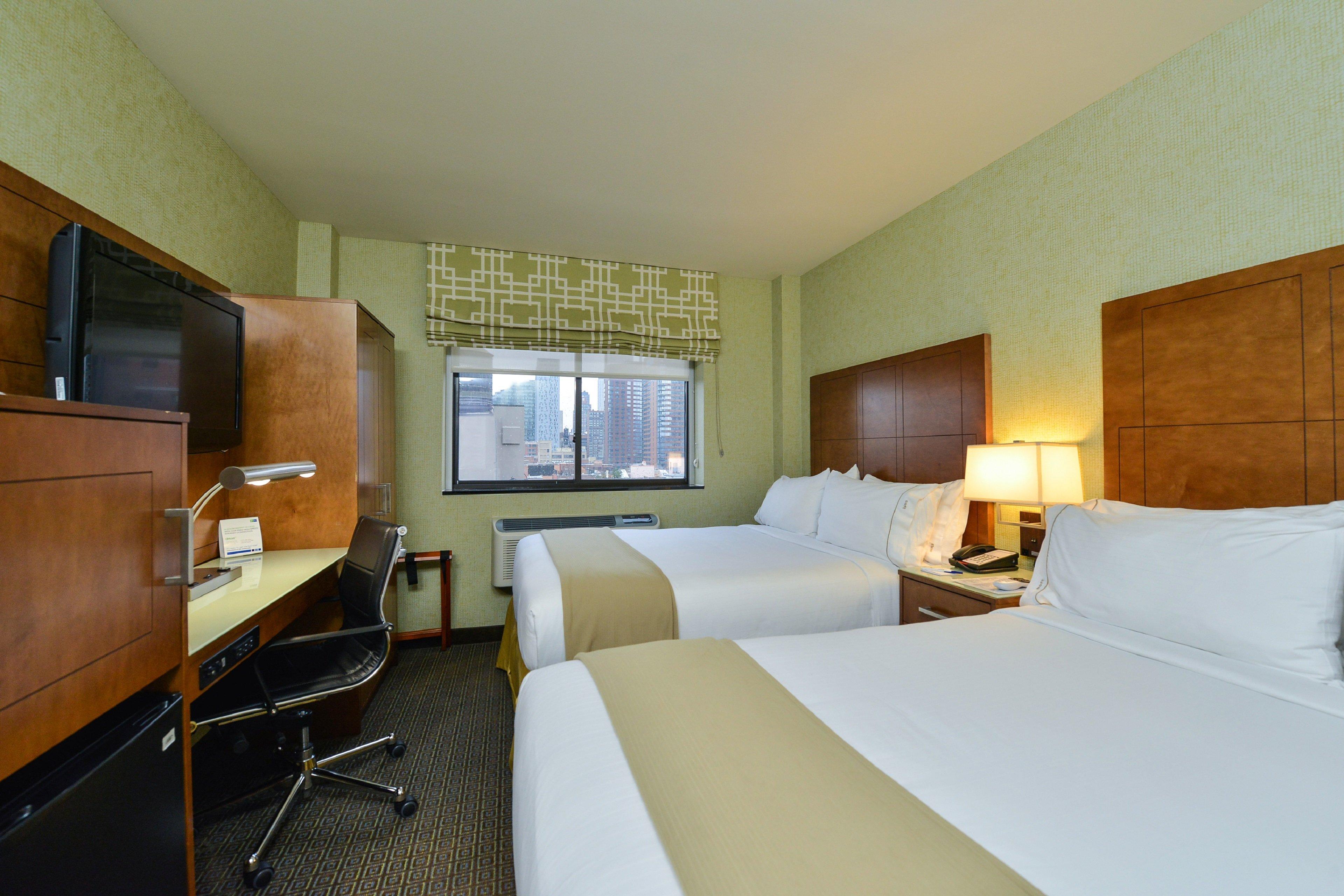 Holiday Inn Express Manhattan Midtown West By Ihg Нью-Йорк Экстерьер фото