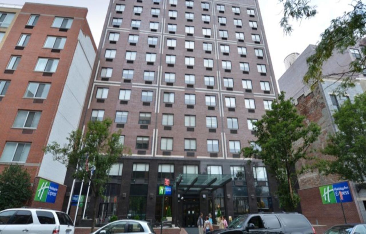 Holiday Inn Express Manhattan Midtown West By Ihg Нью-Йорк Экстерьер фото